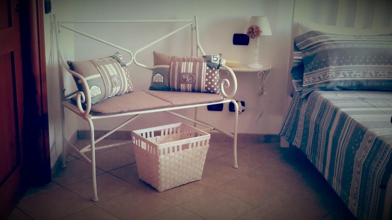 Beti House Heart'S And Roses Rooms بونتي جاليريا المظهر الخارجي الصورة
